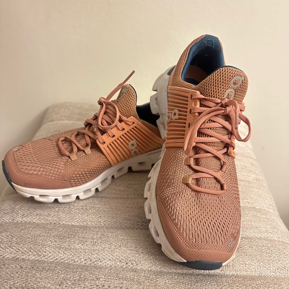 Women’s On cloud Women's Cloudswift On Running Sneakers Tennis Shoes 7.5